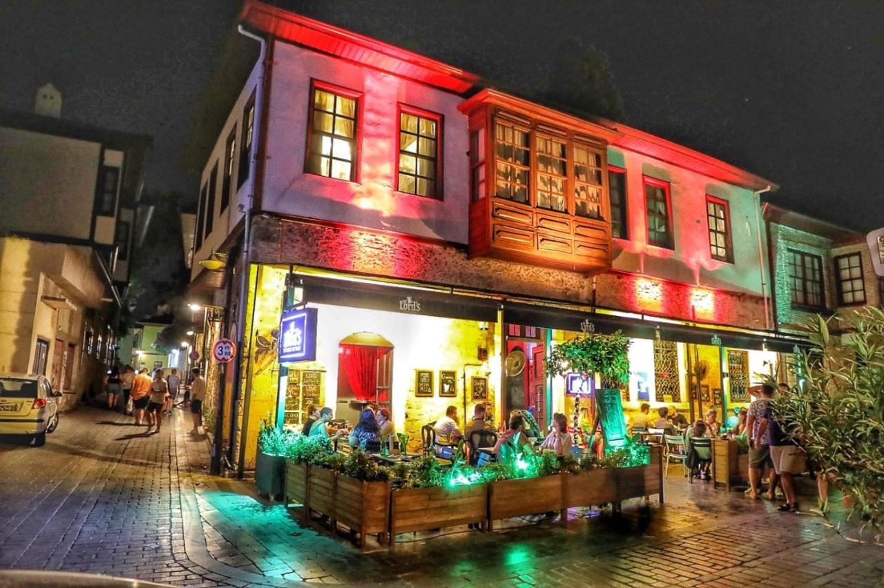 Lords Hostel & Pub Antalya Kültér fotó